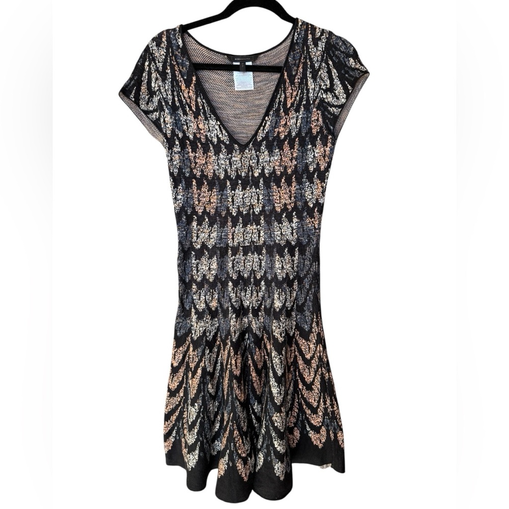 BCBGMaxAzria Black pattern Knit V-Neck Fit-and-Flare Midi Dress Size Medium